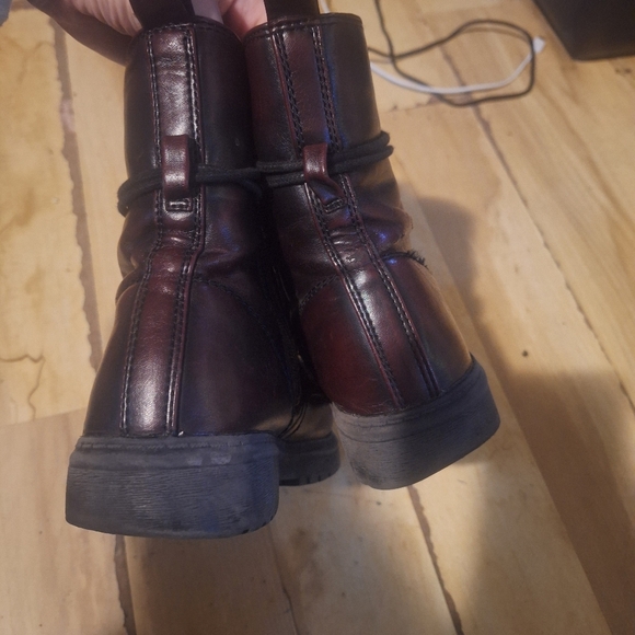 Kohls - Burgandy Combat Boots - Picture 5 of 8